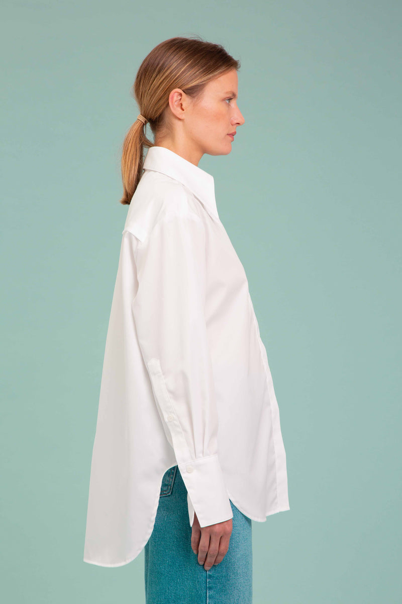 PATCH POCKET POPLIN SHIRT IN WHITE