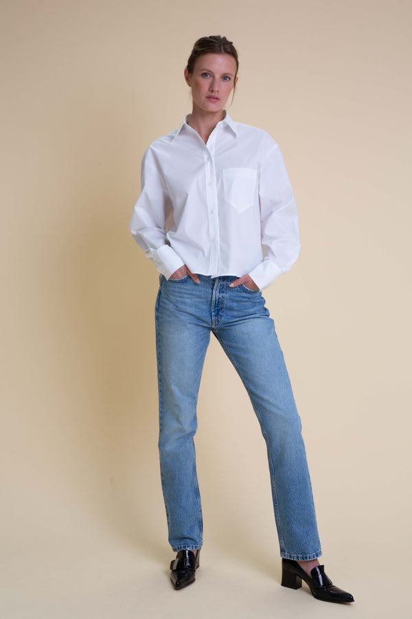 CROPPED COTTON POPLIN SHIRT IN WHITE